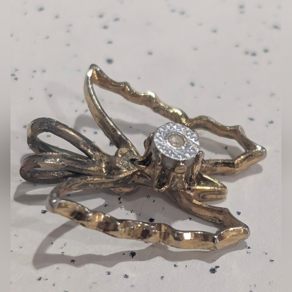 Butterfly Openwork Pendant With Diamond Chip Gold Tone Necklace Vintage - Picture 6 of 6